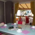 Vallee Du Paradis Κάμπινγκ 4*