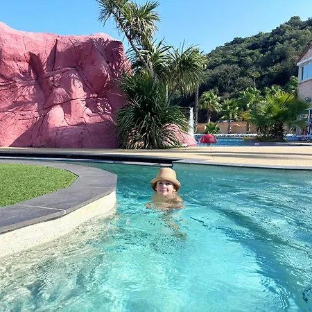 Campsite Vallee Du Paradis 4*