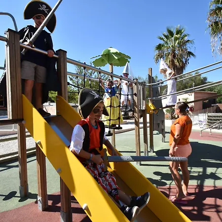 Vallée Du Paradis Camping 4*